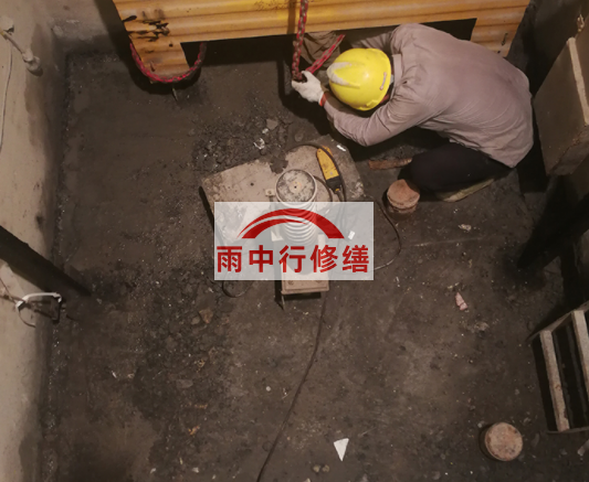 威海电梯井漏水抗渗防霉堵漏材料的施工方法